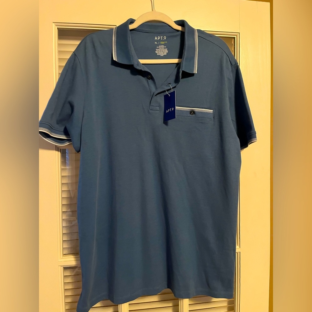 XL Apt brand Polo